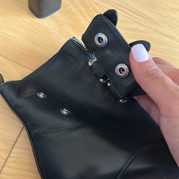 Tabatha Simmons leather buckle boots - Picture 6 of 6